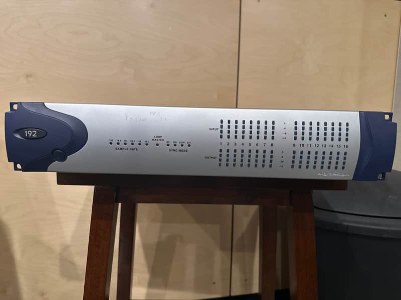 Digidesign 192 Pro Tools HD Interface with 2 Analog Input / 1 Analog Output / 1 Digital I/O Cards 2000s - Silver image 1