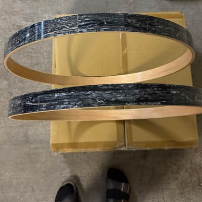 23” Classic Maple Bass Drum Hoops Pair - Vintage Black Oyster image 4