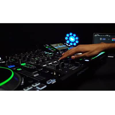 SoundSwitch Micro Interface USB to DMX 2-Universe DJ Stage Lighting Controller image 11
