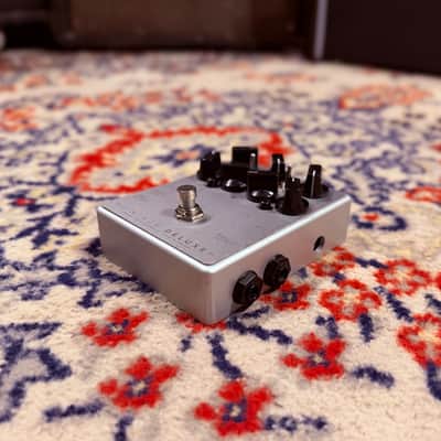 Darkglass Electronics Vintage Deluxe V3 image 2