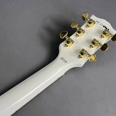 Gibson Custom Les Paul Custom Electric Guitar - Alpine White ~ As New Mint! image 23