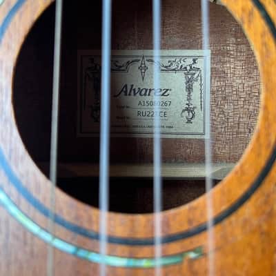 Alvarez RU22TCE Regent Tenor Ukulele with Electronics 2010s - Natural image 2