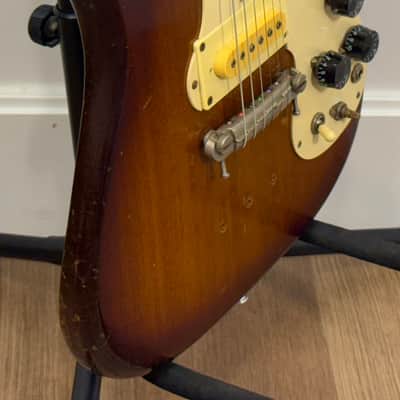Epiphone Olympic Double Batwing Headstock with Maestro 1963- 1970 - Sunburst image 7