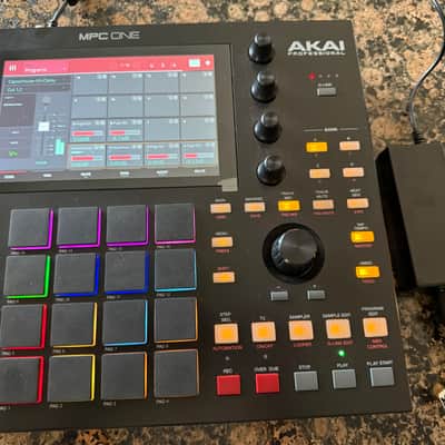 Akai MPC One Standalone MIDI Sequencer 2020 - Present - Black image 13