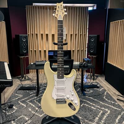 PRS SE Silver Sky-Moon White image 2
