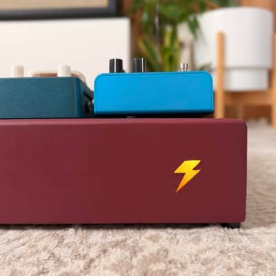 Bolt Custom Pedalboard - Burgundy Tolex | Handmade image 13