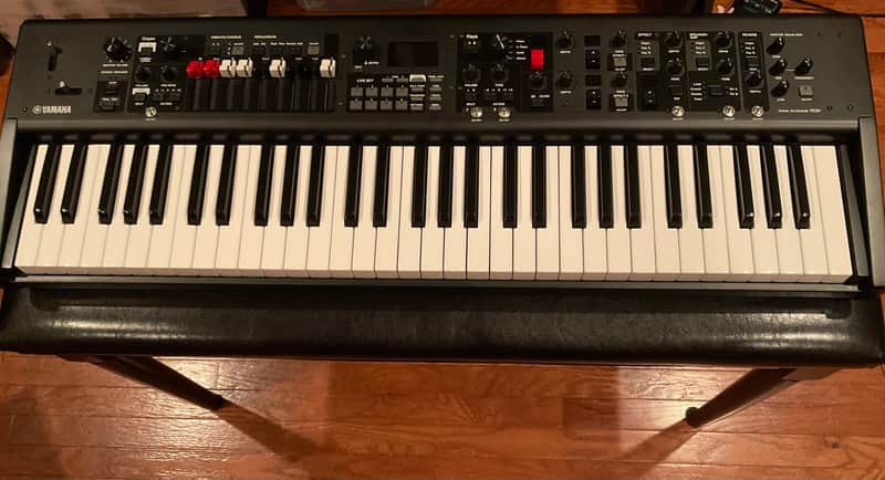 Yamaha YC61 61-Key Stage Keyboard image 1