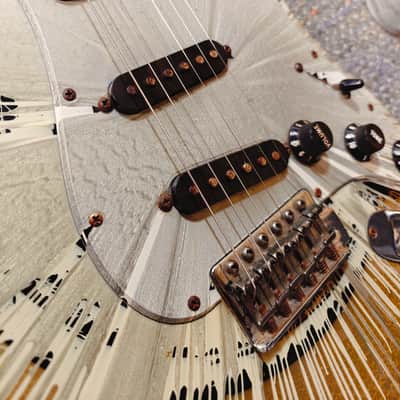 Fender FSR "Splattercaster" Standard Splatter Stratocaster with Rosewood Fretboard 2003 - 2004 - Olympic White, Aztec Gold, and Inca Silver Swirl over Black image 21