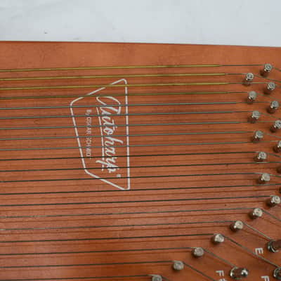 Oscar Schmidt 15-Chord Autoharp w/ Case & Book image 8