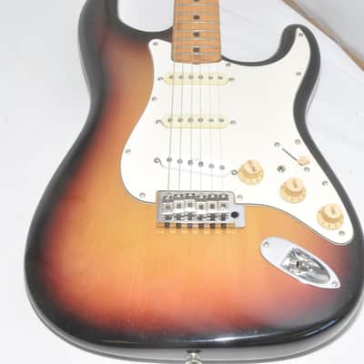 Fernandes Large head/Maple neck, rear PU, Duncan YJM Electric Guitar Ref No 6938 image 2