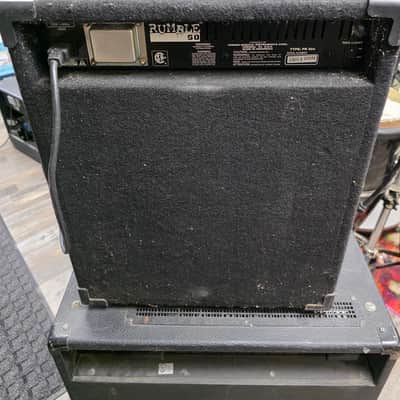 Fender Rumble 60 bass amp (loud static sound) image 3