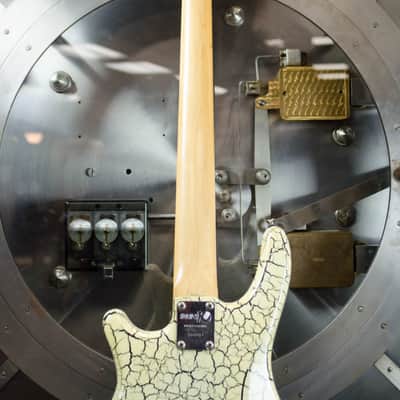 Series 10 Professional Bass Crackle Finish image 7