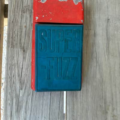 Univox Super Fuzz 1968 - 1978 - Metal vintage electric guitar pedal octave fuzz image 4