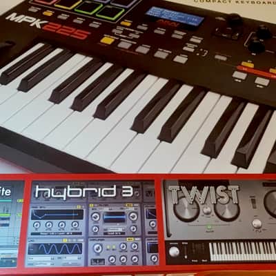 Akai MPK225 2014 - Present - Black