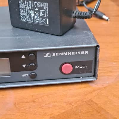 Sennheiser Stereo Transmitter SR 300+Sennheiser EK 300 Receiver in Ear monitoring image 3
