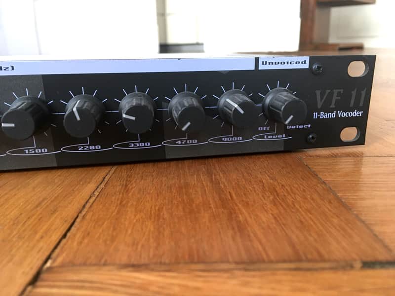 MAM VF-11 vocoder & filter bank // 'Intergalactic' | Reverb