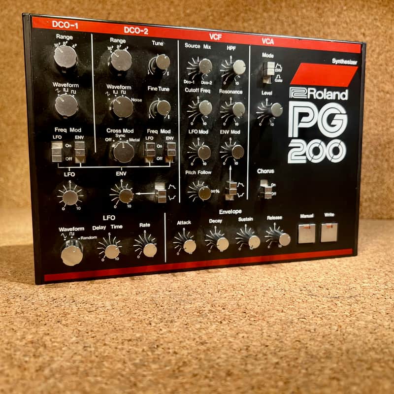 Roland PG-200 Synthesizer Programmer | Reverb