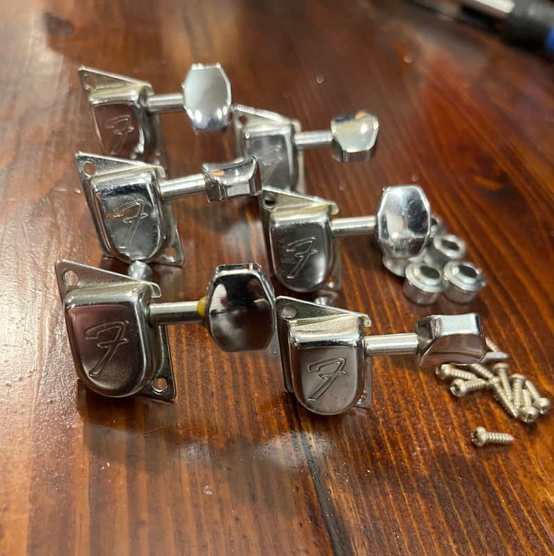 Fender Vintage Tuners 1977 - Chrome image 1