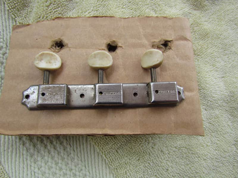 Kluson Single Line 3 On A Strip Bass Side Tuners Fits J-45 Les Paul Jr Vintage Single Line Kluson Tuners For Restoration Or Repair image 1