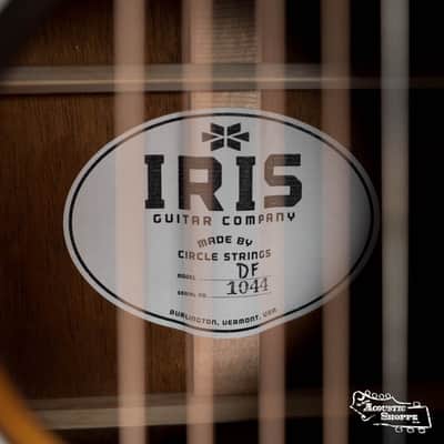 *Shoppe Used* IRIS DF *Custom* Guild Sitka/Old Mahogany Burst Slope Shoulder Dreadnought Guitar #1044 image 4
