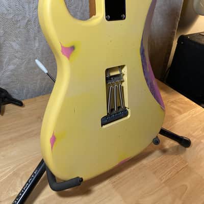 Custom Strat Relic Aged Pink Paisley Vintage White w/ Fender Bridge and Pickups image 10