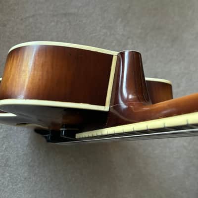 Hofner President 1959 Sunburst w Original case and Guarantee from Selmer image 9