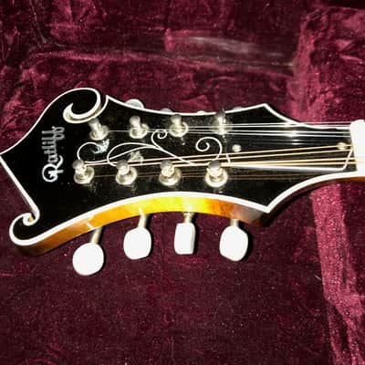 Ratliff R5  Mandolin,  F style with deluxe case. image 3