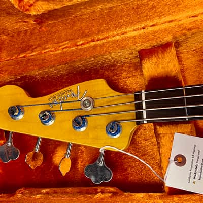 Fender James Jamerson 1962 Precision Bass, Rosewood Fingerboard, 3-Tone Sunburst 2026 image 10