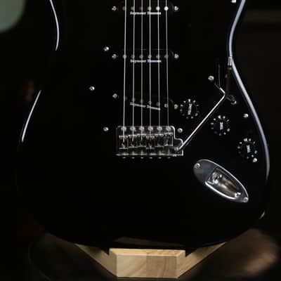 1999-2002 Fender Stratocaster ST-72 Crafted in Japan - Black / Seymour Duncan SSL-3 / Pro Setup image 2