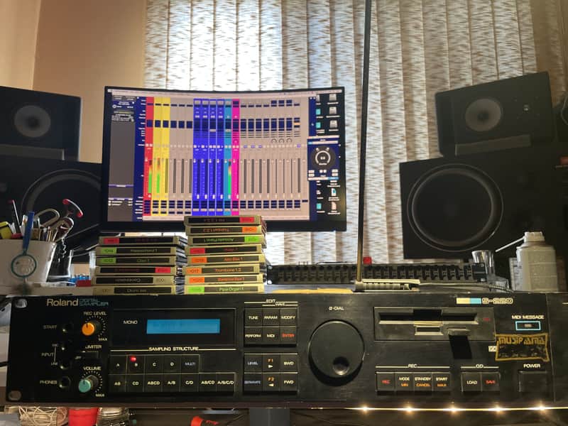 Roland S-220 12 bits Sampler image 1