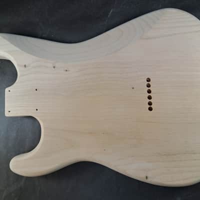 Unfinished Alder SSS Hardtail guitar body - fits Fender Strat Stratocaster necks J2476 image 4