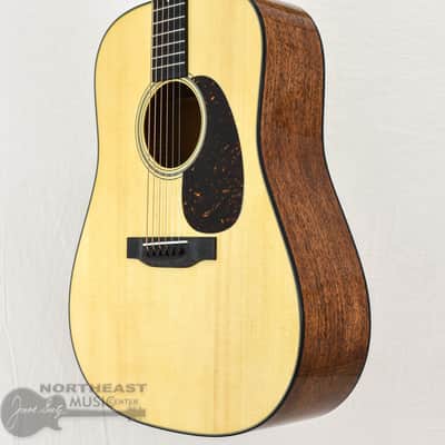 C.F. Martin Standard Series D-18 Acoustic Guitar (s/n: 9467) image 3