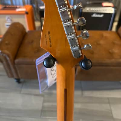 FENDER 1999 50'S CLASSIC SERIES STRATOCASTER CUSTOM FIESTA RED image 14