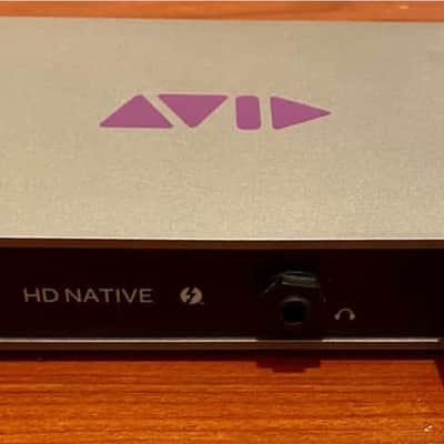 Avid Pro Tools HD Native Thunderbolt Core 2010s - Silver image 1