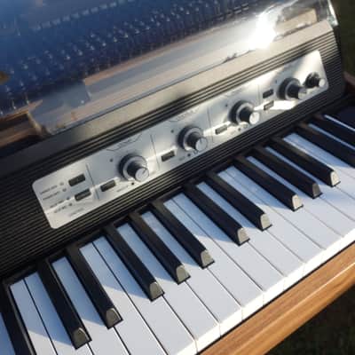 Rhodes MK8/73 (UK/2026)  elec piano with MIDI fitted image 4