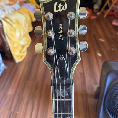 ESP LTD EC-1000 Snow White image 1