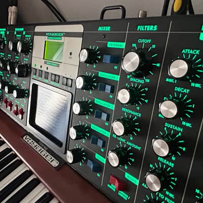 Moog Minimoog Voyager Select Series 44-Key Monophonic Synthesizer 2006 - 2013 - Mahogany Cabinet image 7