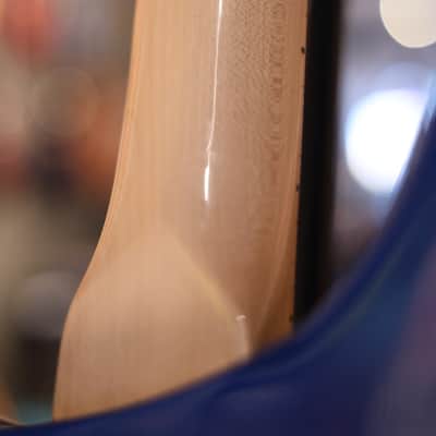 Washburn Force 8 - Blue image 8