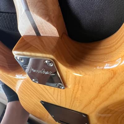 Fender Special Edition Lite Ash Stratocaster 2004 - 2008 - Natural image 10