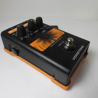 TC Helicon Voicetone E1 Echo & Tap Delay Vocal Effects Pedal Free USA Shipping image 2