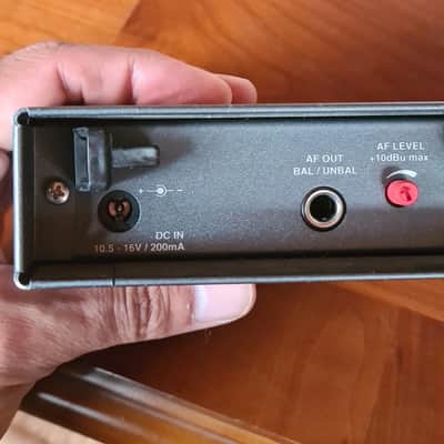 Sennheiser 🎤 Sennheiser EM 100 Diversity Receiver UHF | 794–822 MHz | 6.35mm image 6