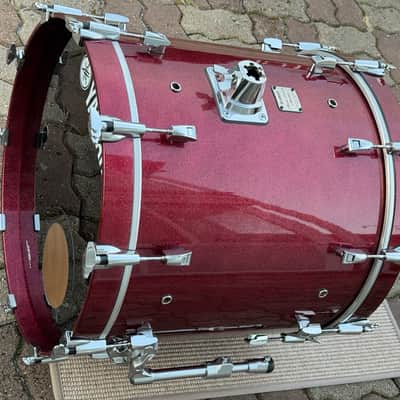 Yamaha 20x18 Maple Custom Absolute bass drum - burgundy sparkle image 15