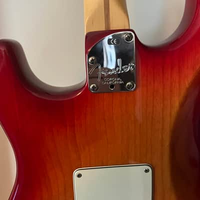 2002 Fender American Deluxe Stratocaster with Maple Fretboard 2002 - 2003 - Aged Cherry Burst image 5
