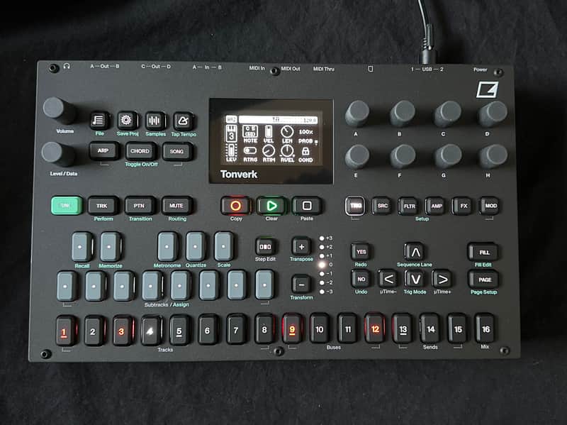 Elektron Tonverk 8-Voice Sampler 2025 - Present - Black
