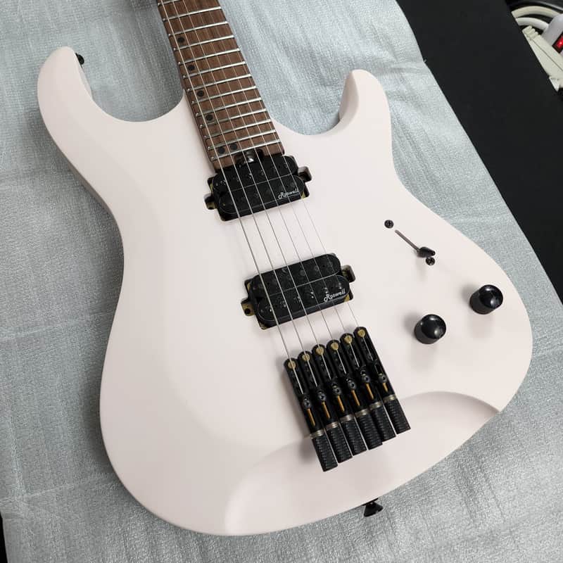 Harley Benton Dullahan-FT 24 Roasted SP Shell Pink Headless Roasted Flame Maple Stainless Frets image 1