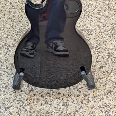 Gibson les Paul studio ebony image 15