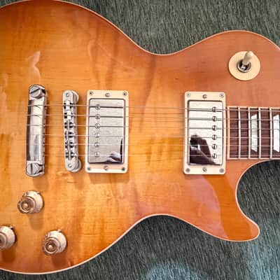 Gibson Les Paul Traditional 2018 Honey Burst image 2