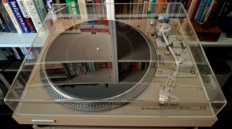 Pioneer PL-518 Turntable, Serviced image 1
