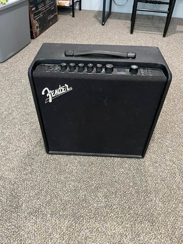 Fender Mustang LT50 50-Watt 1x12" Digital Modeling Guitar Combo 2020 - Present - Black image 1