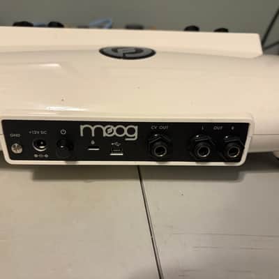 Moog Theremini Theremin 2018 - Present - White image 4